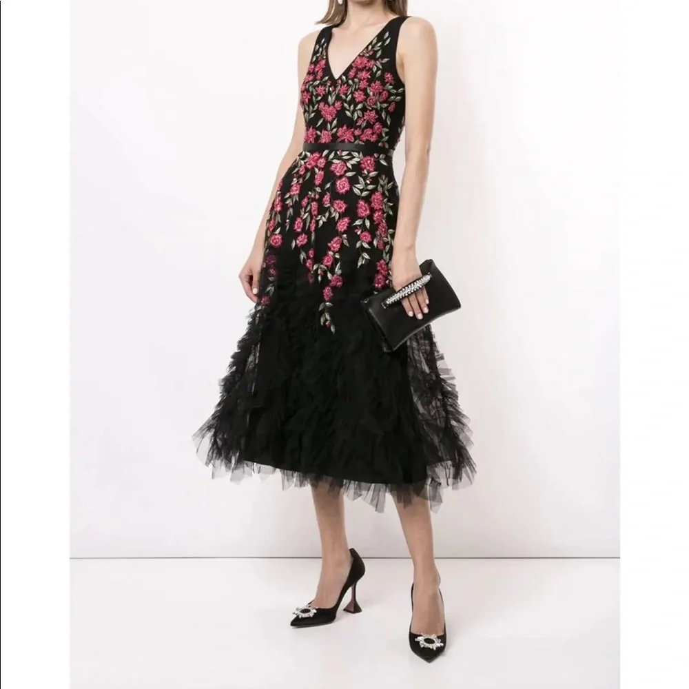 COPY - Dress Marchesa Notte - Picture 2 of 15